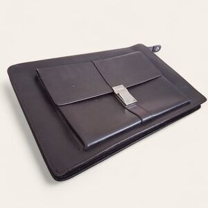 Gucci Vintage Leather Large Clutch Portfolio